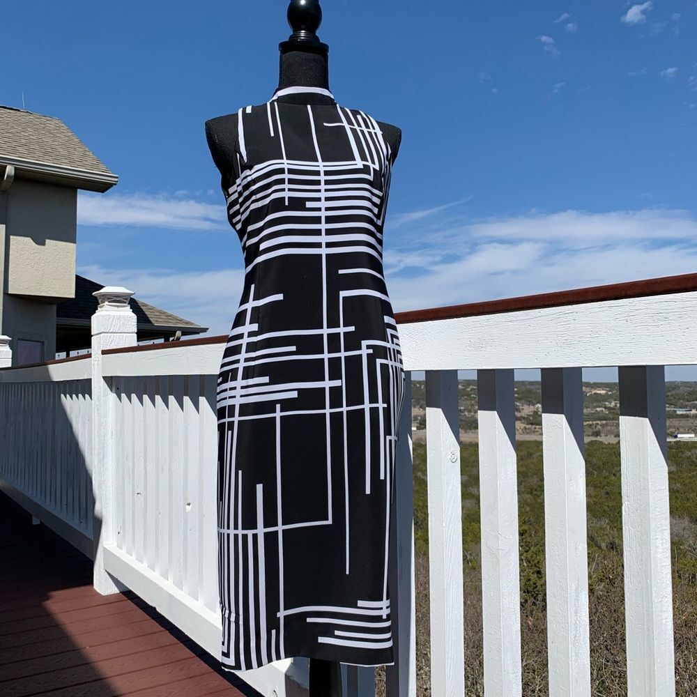 SHARON Young Black‎ and White Midi Dress